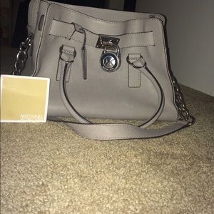 MK Hamilton Messenger